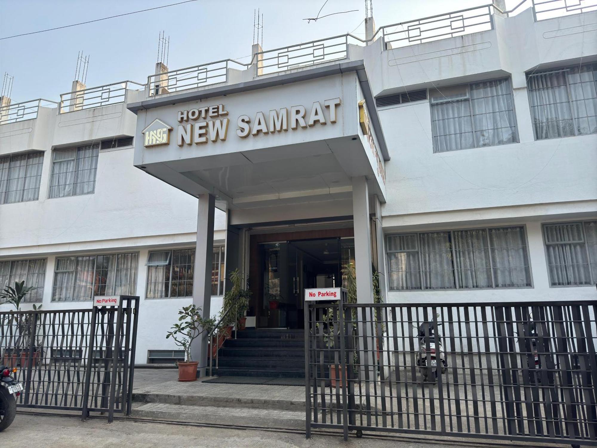 Hotel New Samrat 奥兰加巴德 外观 照片