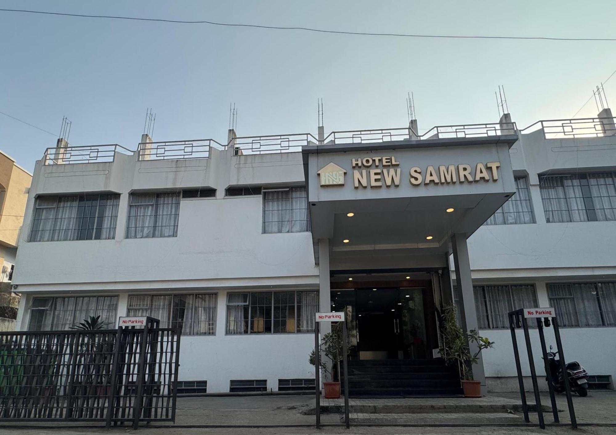Hotel New Samrat 奥兰加巴德 外观 照片