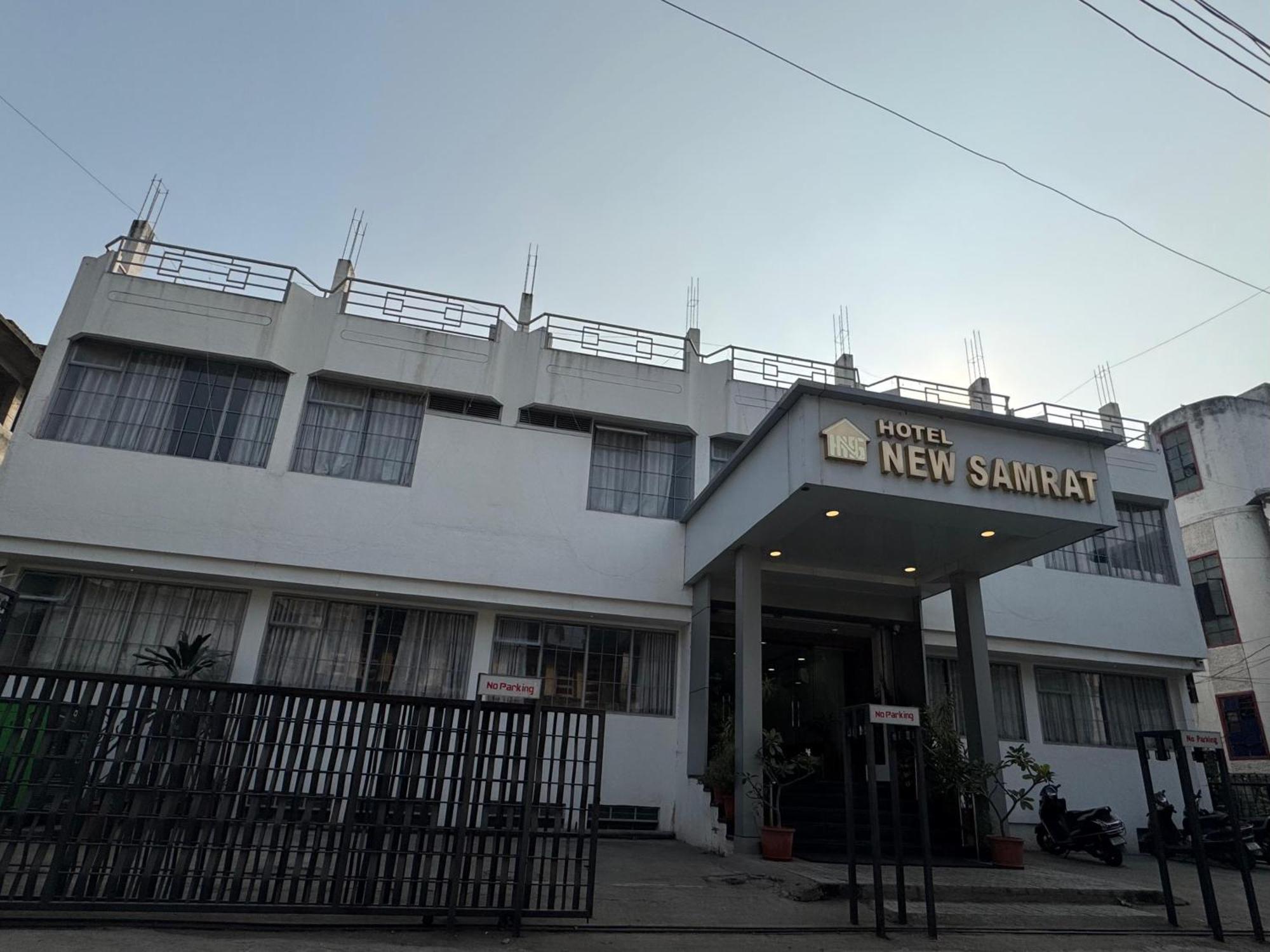 Hotel New Samrat 奥兰加巴德 外观 照片